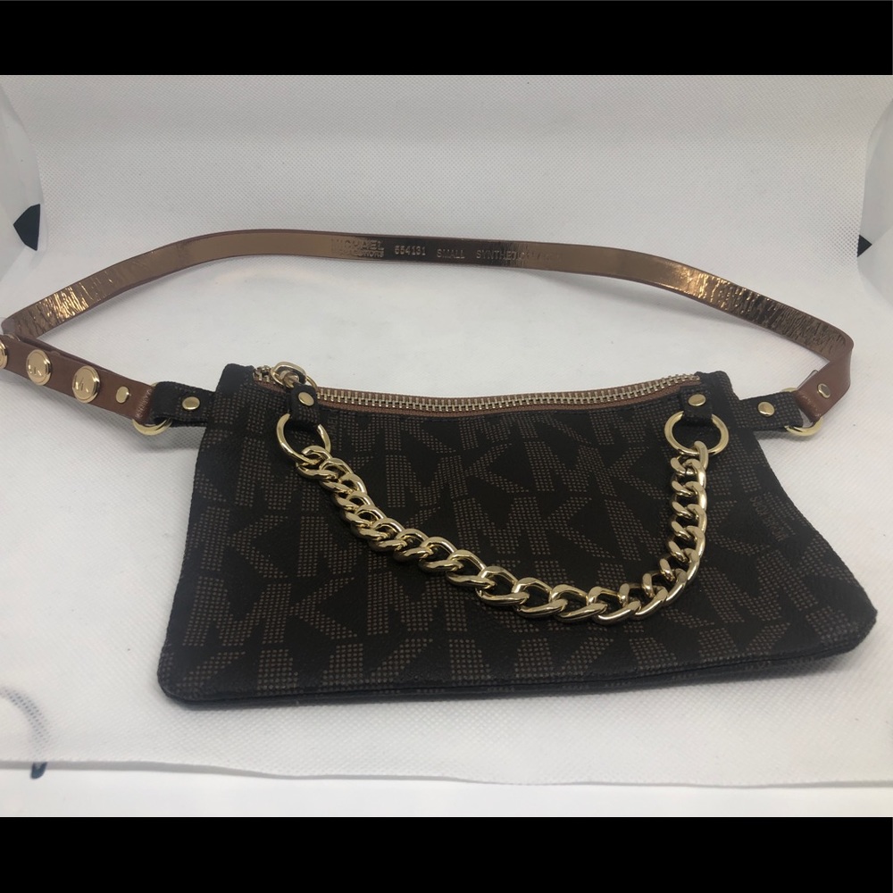 Michael Kors Belt bag with pull chain
